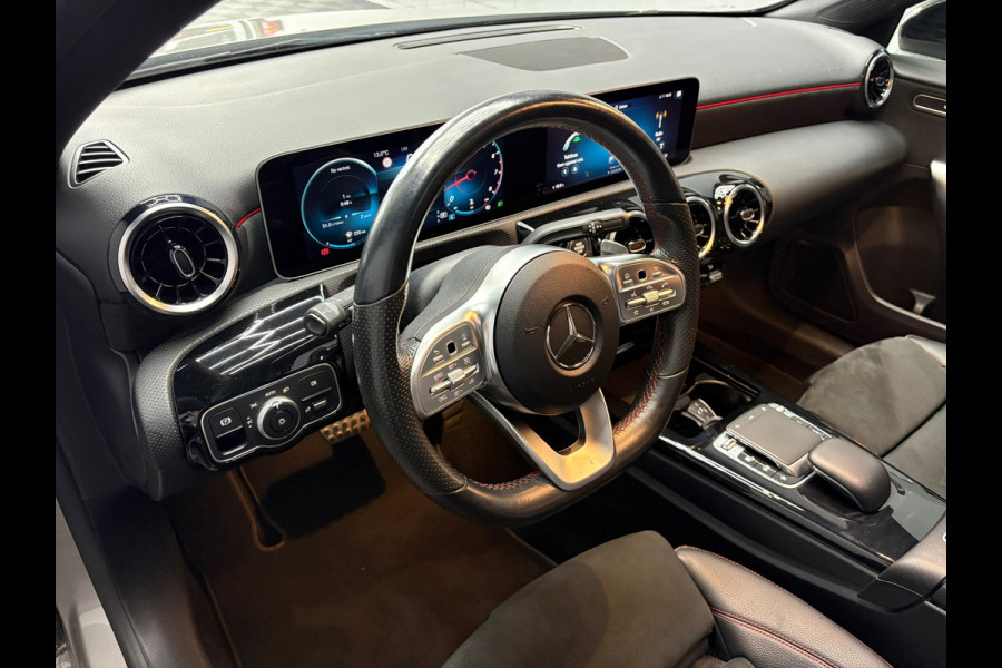 Mercedes-Benz A-Klasse 200 Business Solution AMG