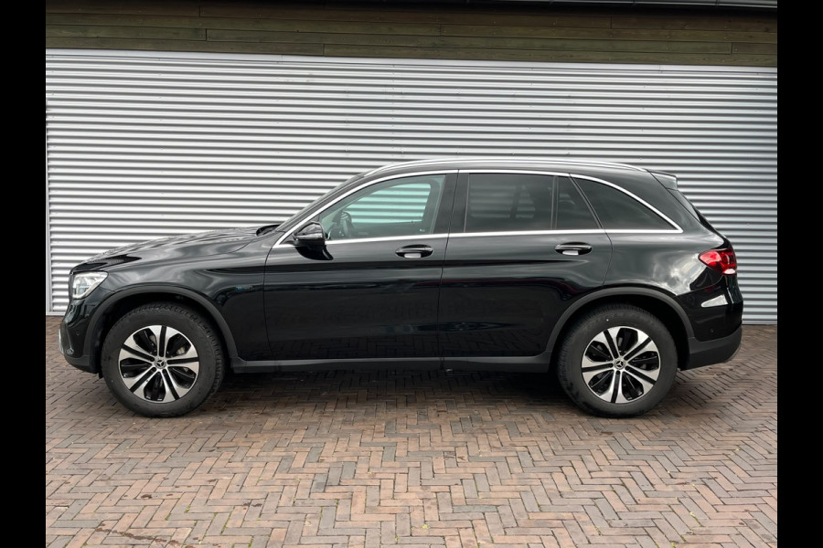 Mercedes-Benz GLC 300e 4MATIC Business Solution