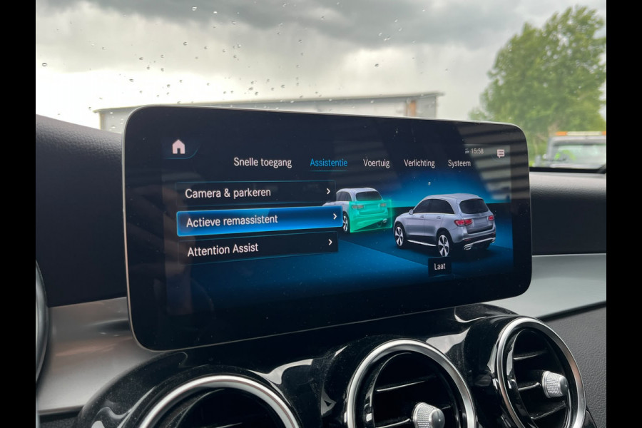 Mercedes-Benz GLC 300e 4MATIC Business Solution