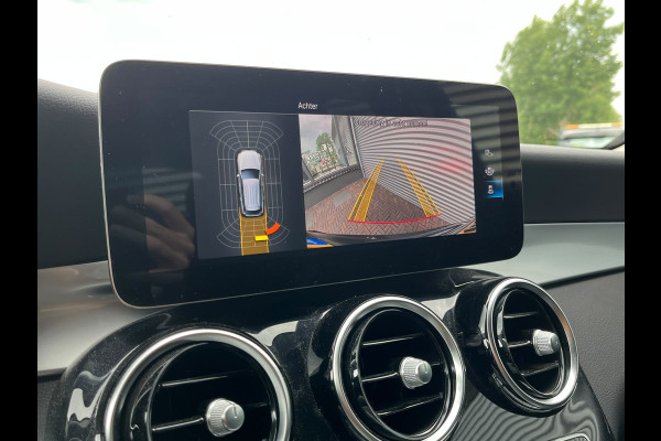 Mercedes-Benz GLC 300e 4MATIC Business Solution