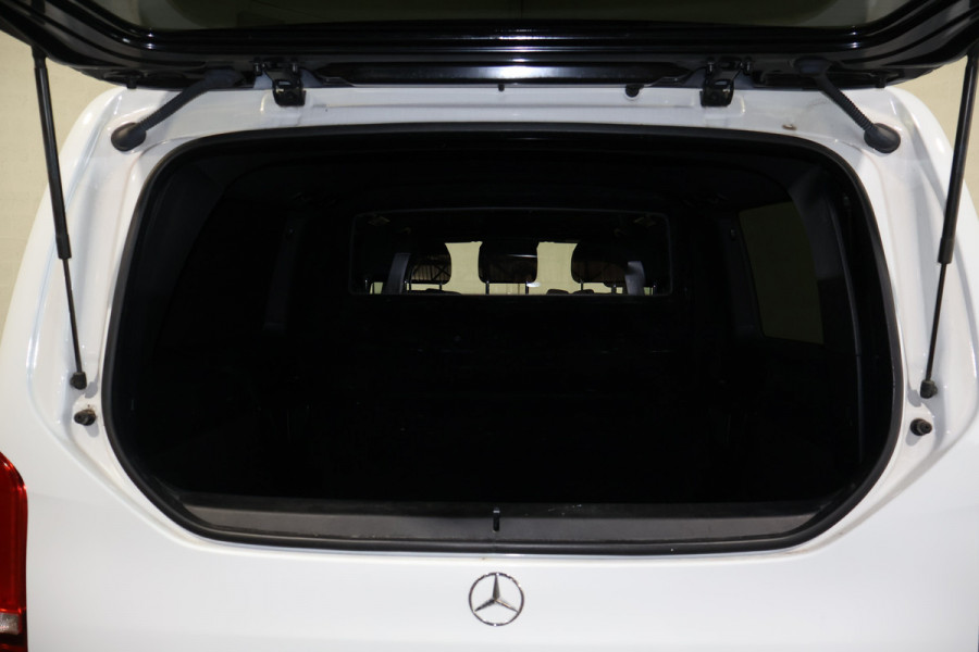 Mercedes-Benz V-Klasse 300d Extra Lang DC Avantgarde Edition AMG