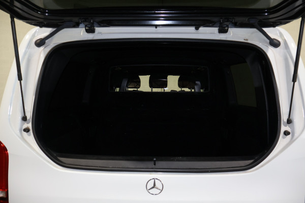 Mercedes-Benz V-Klasse 300d Extra Lang DC Avantgarde Edition AMG