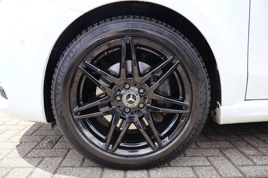 Mercedes-Benz V-Klasse 300d Extra Lang DC Avantgarde Edition AMG