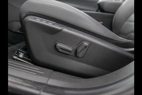 Jeep Avenger Summit 54 kWh | Infotainment&Conv. Pack | Leder&Winterpack | Schuif/Kanteldak | Warmtepomp