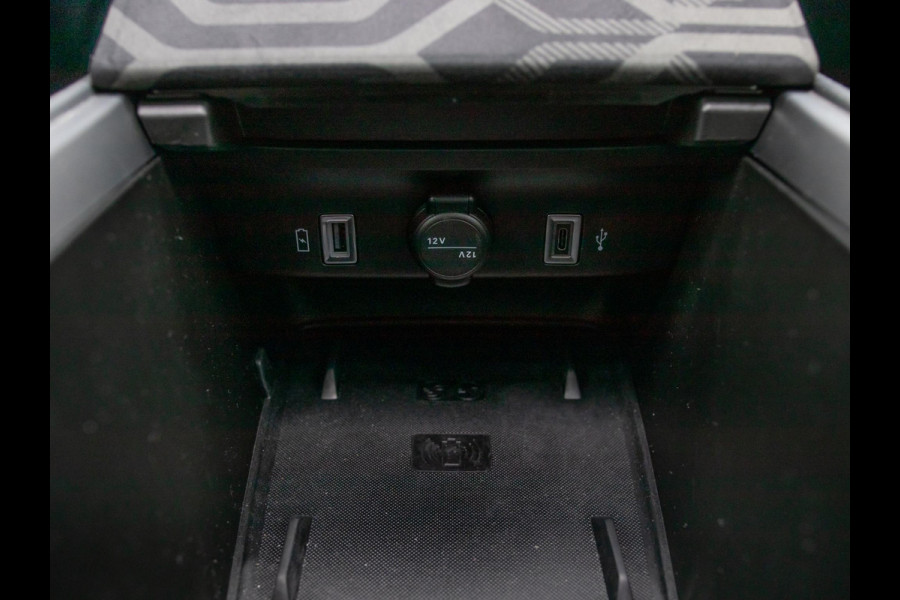 Jeep Avenger Summit 54 kWh | Infotainment&Conv. Pack | Leder&Winterpack | Schuif/Kanteldak | Warmtepomp