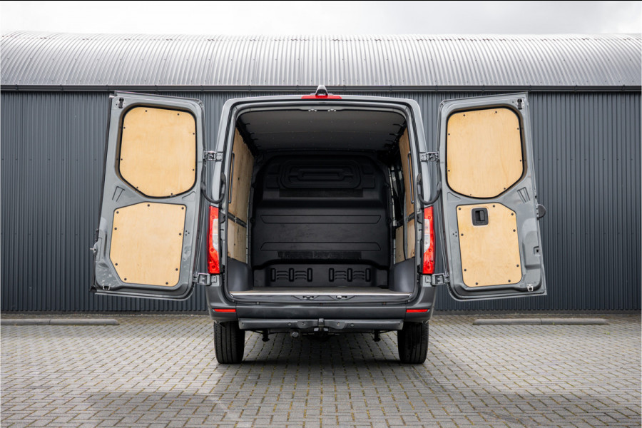 Mercedes-Benz Sprinter 317 CDI RWD L2H1 | 170 PK | Automaat | 1e Eigenaar | Cruise | Camera | Mbux | PDC | Climatronic