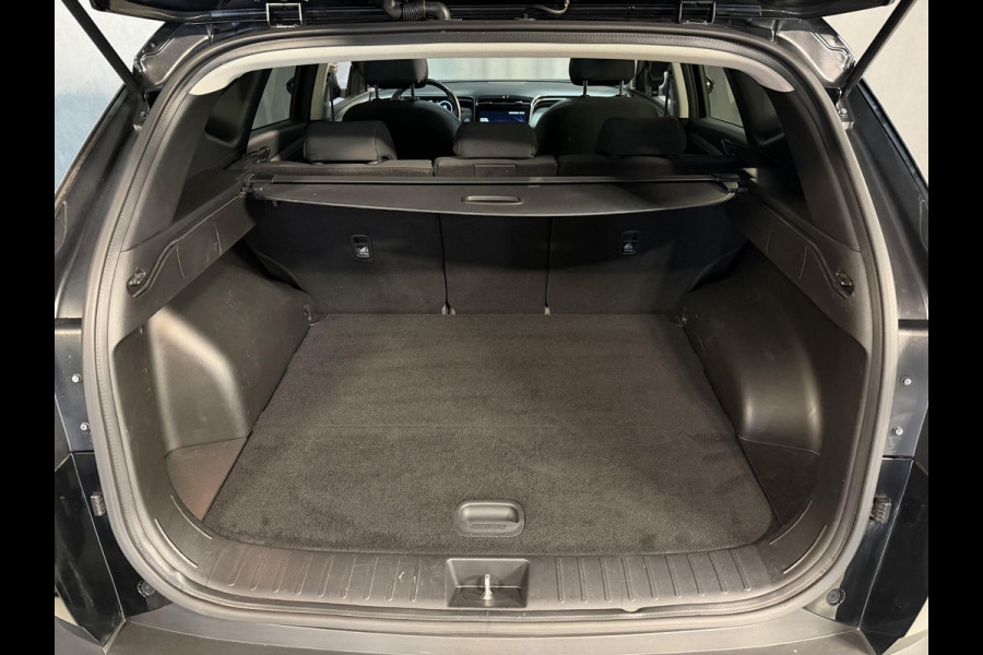Hyundai Tucson 1.6 T-GDI MHEV Comfort 17"/Panoramadak/Trekhaak/Keyless/Adaptieve cruise/Camera/Stoel + stuurverwarming