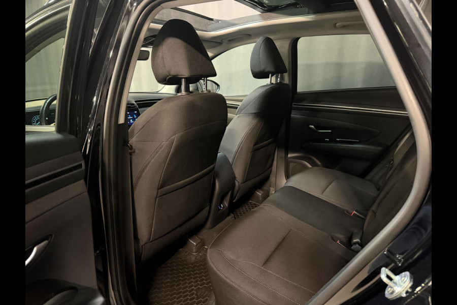 Hyundai Tucson 1.6 T-GDI MHEV Comfort 17"/Panoramadak/Trekhaak/Keyless/Adaptieve cruise/Camera/Stoel + stuurverwarming