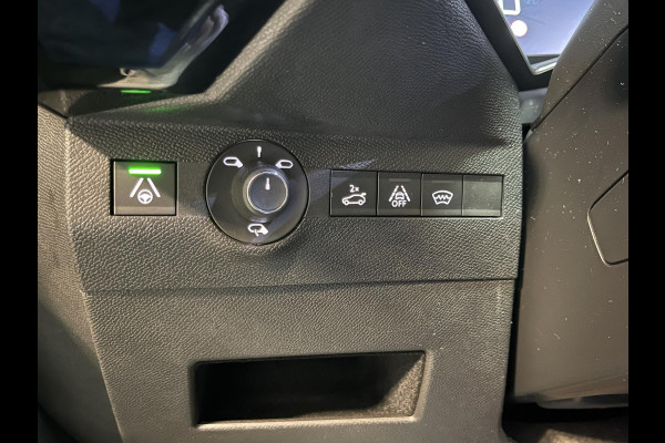 DS 7 Crossback 1.6 PureTech So Chic 225pk 18"/Panoramadak/DS Inspiratie RIVOLI/DS Active LED Vision/DS Night Vision/Connected Pilot/Stoelverwarming