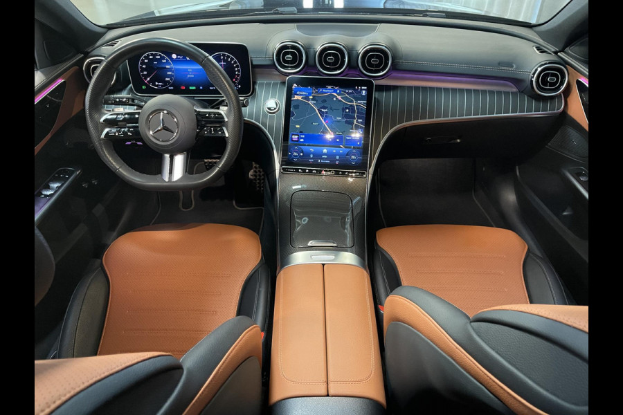 Mercedes-Benz C-Klasse Estate 300 e Star Edition AMG Line 18"/Panoramadak/Trekhaak/Stuur + stoelverwarming/Adaptieve cruise/Dodehoek/Sfeerverlichting premium/Elektrische klep/Apple Carplay & Android Auto