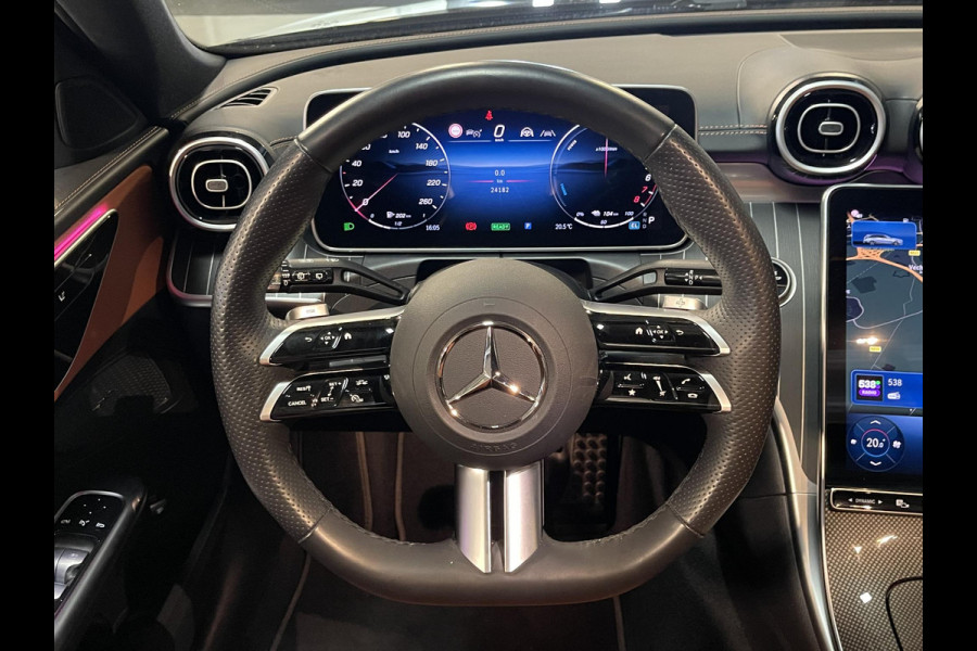 Mercedes-Benz C-Klasse Estate 300 e Star Edition AMG Line 18"/Panoramadak/Trekhaak/Stuur + stoelverwarming/Adaptieve cruise/Dodehoek/Sfeerverlichting premium/Elektrische klep/Apple Carplay & Android Auto