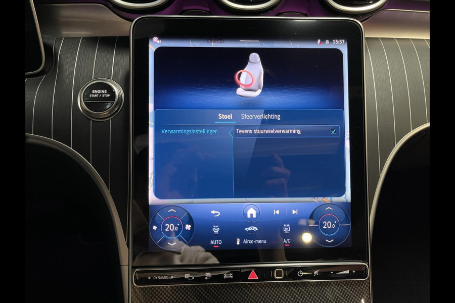 Mercedes-Benz C-Klasse Estate 300 e Star Edition AMG Line 18"/Panoramadak/Trekhaak/Stuur + stoelverwarming/Adaptieve cruise/Dodehoek/Sfeerverlichting premium/Elektrische klep/Apple Carplay & Android Auto