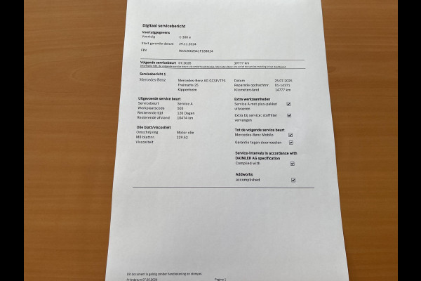 Mercedes-Benz C-Klasse Estate 300 e Star Edition AMG Line 18"/Panoramadak/Trekhaak/Stuur + stoelverwarming/Adaptieve cruise/Dodehoek/Sfeerverlichting premium/Elektrische klep/Apple Carplay & Android Auto