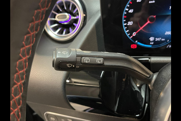 Mercedes-Benz GLA 250 e AMG Line Limited 19"/Panoramadak/Adaptieve cruise/Dodehoek/Sfeerverlichting/Stoelverwarming + memory/Camera/Elektrische klep