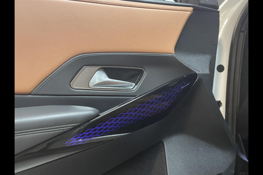 DS 7 Crossback E-Tense 4x4 Grand Chic 20"/Trekhaak/Panoramadak/Leder Opera/Night VISION/Stoelverwarming/Stoelventilatie/Voorruitverwarming/LED Vision/HiFi FOCAL/Adaptieve cruise