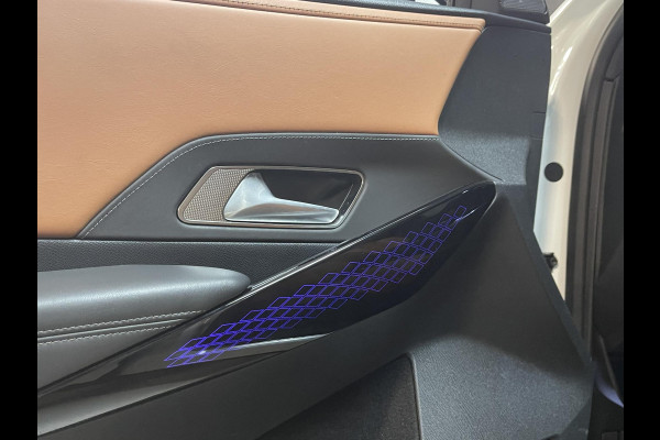 DS 7 Crossback E-Tense 4x4 Grand Chic 20"/Trekhaak/Panoramadak/Leder Opera/Night VISION/Stoelverwarming/Stoelventilatie/Voorruitverwarming/LED Vision/HiFi FOCAL/Adaptieve cruise