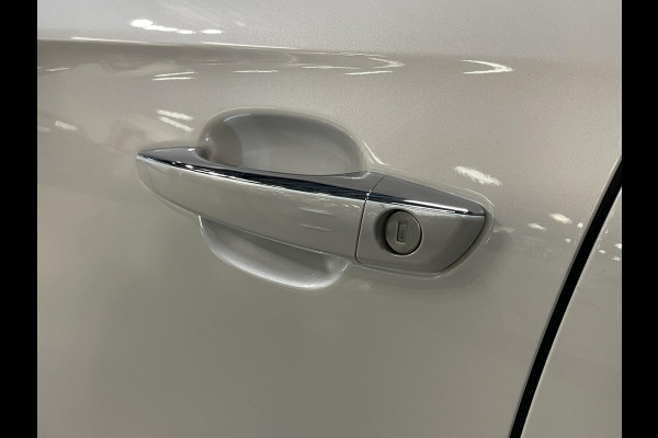 DS 7 Crossback E-Tense 4x4 Grand Chic 20"/Trekhaak/Panoramadak/Leder Opera/Night VISION/Stoelverwarming/Stoelventilatie/Voorruitverwarming/LED Vision/HiFi FOCAL/Adaptieve cruise