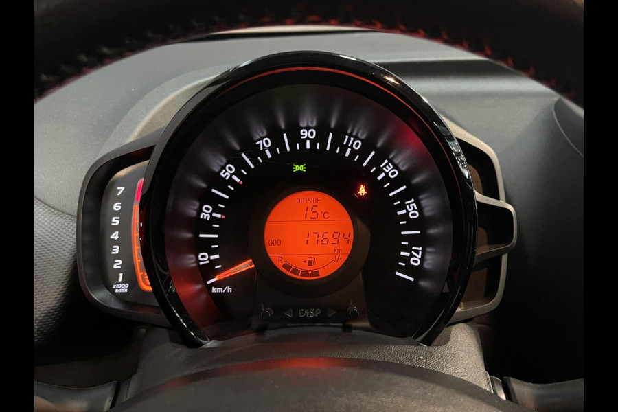 Citroën C1 1.0 VTi Shine 15"/Camera/Airco/Apple Carplay & Android Auto/Bluetooth