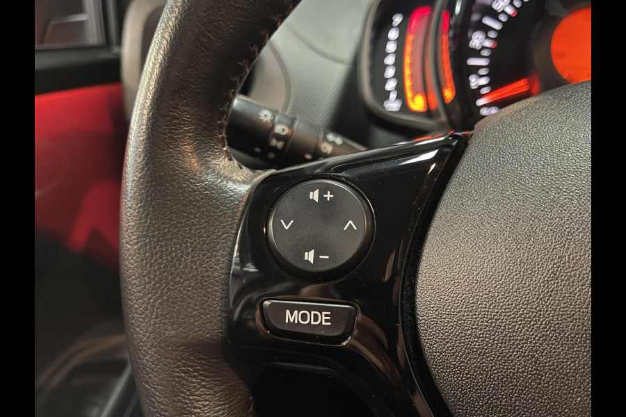 Citroën C1 1.0 VTi Shine 15"/Camera/Airco/Apple Carplay & Android Auto/Bluetooth