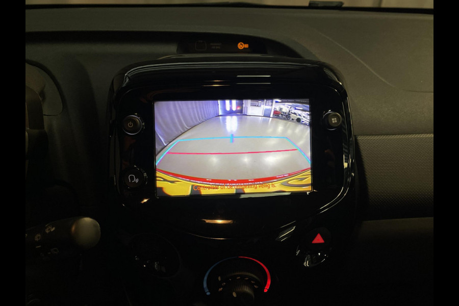 Citroën C1 1.0 VTi Shine 15"/Camera/Airco/Apple Carplay & Android Auto/Bluetooth