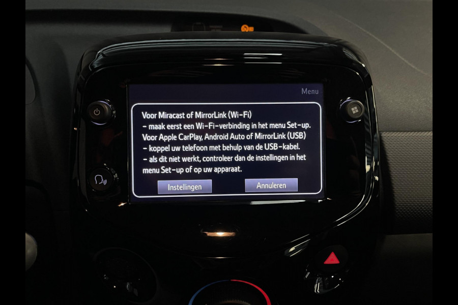 Citroën C1 1.0 VTi Shine 15"/Camera/Airco/Apple Carplay & Android Auto/Bluetooth
