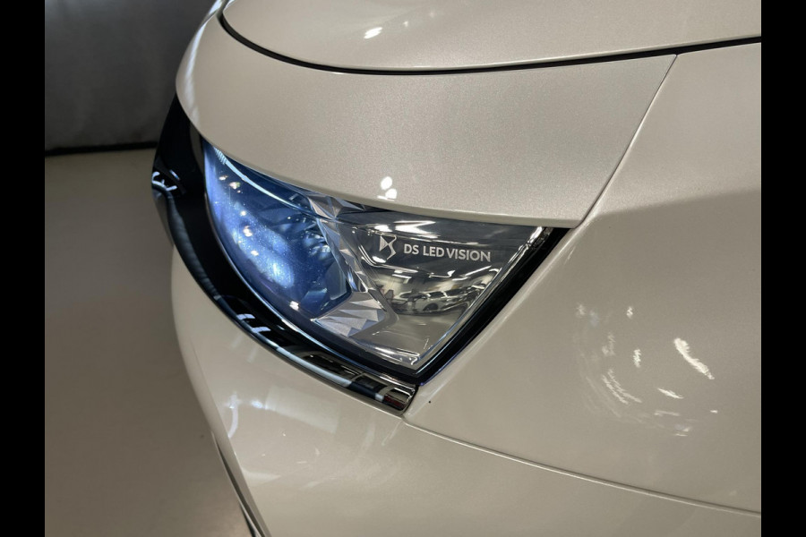 DS 7 Crossback E-Tense 4x4 Grand Chic 20"/Trekhaak/Panoramadak/Leder Opera/Night VISION/Stoelverwarming/Stoelventilatie/Voorruitverwarming/LED Vision/HiFi FOCAL/Adaptieve cruise