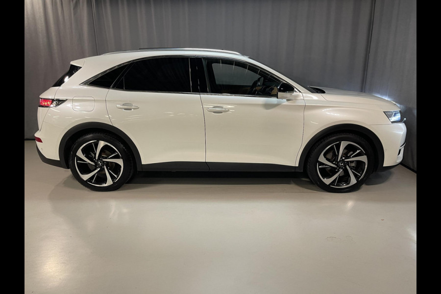 DS 7 Crossback E-Tense 4x4 Grand Chic 20"/Trekhaak/Panoramadak/Leder Opera/Night VISION/Stoelverwarming/Stoelventilatie/Voorruitverwarming/LED Vision/HiFi FOCAL/Adaptieve cruise