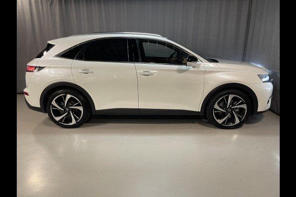 DS 7 Crossback E-Tense 4x4 Grand Chic 20"/Trekhaak/Panoramadak/Leder Opera/Night VISION/Stoelverwarming/Stoelventilatie/Voorruitverwarming/LED Vision/HiFi FOCAL/Adaptieve cruise