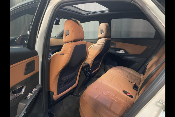 DS 7 Crossback E-Tense 4x4 Grand Chic 20"/Trekhaak/Panoramadak/Leder Opera/Night VISION/Stoelverwarming/Stoelventilatie/Voorruitverwarming/LED Vision/HiFi FOCAL/Adaptieve cruise