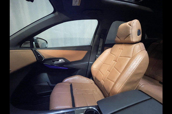 DS 7 Crossback E-Tense 4x4 Grand Chic 20"/Trekhaak/Panoramadak/Leder Opera/Night VISION/Stoelverwarming/Stoelventilatie/Voorruitverwarming/LED Vision/HiFi FOCAL/Adaptieve cruise