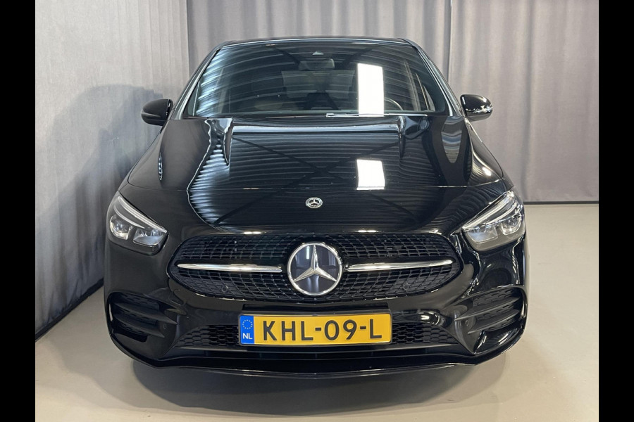 Mercedes-Benz B-Klasse 250 e Business Solution AMG Limited Night Pakket 18''/Sfeerverlichting/DAB/PDC v+a/Stoelverwarming/Climate/Apple Carplay & Android Auto
