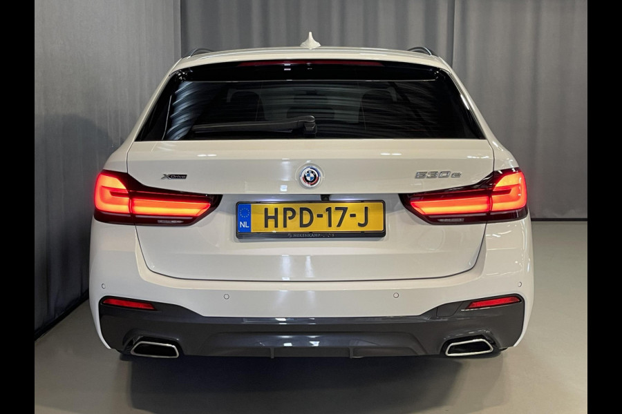 BMW 5 Serie Touring 530e xDrive High Executive M Sport 18"/Trekhaak/Laser LED/Leder/Head-up/Keyless/Stoelverwarming/Adaptieve cruise/Dodehoek/Camera/Apple Carplay & Android Auto/HiFi