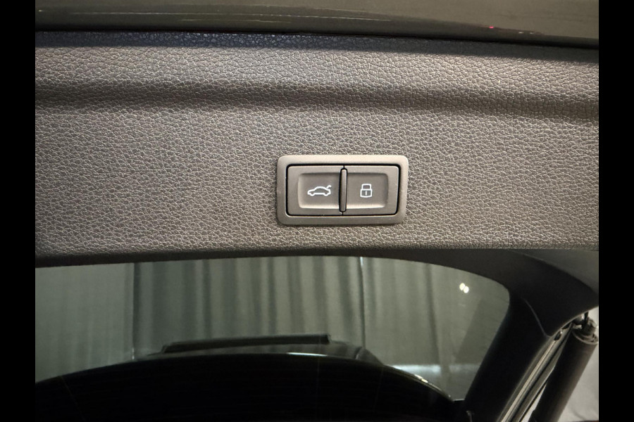 Audi Q3 Sportback 45 TFSI e S Edition 18"/Panoramadak/Dodehoek/Leder/Camera/Elektrische klep/Keyless