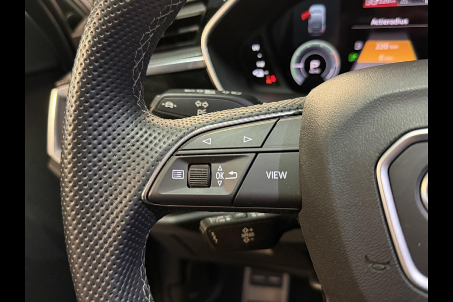 Audi Q3 Sportback 45 TFSI e S Edition 18"/Panoramadak/Dodehoek/Leder/Camera/Elektrische klep/Keyless