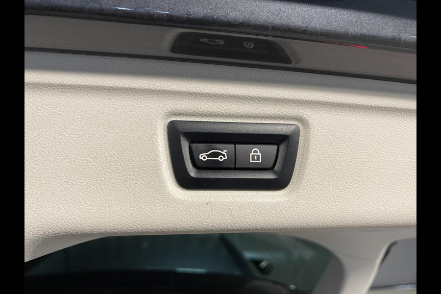 BMW 3 Serie Touring 330e xDrive Business Edition Plus 18"/Trekhaak/Laser LED/Head-up/Stoelverwarming/Elektrische klep/Keyless/Apple Carplay & Android Auto