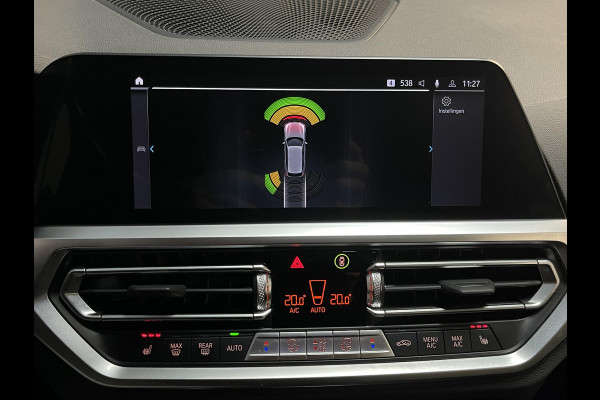 BMW 3 Serie Touring 330e xDrive Business Edition Plus 18"/Trekhaak/Laser LED/Head-up/Stoelverwarming/Elektrische klep/Keyless/Apple Carplay & Android Auto