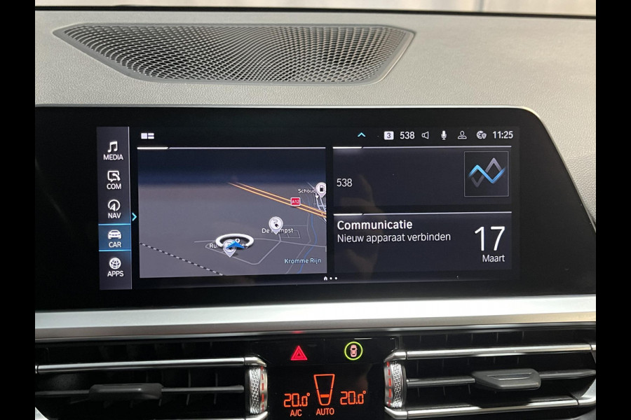 BMW 3 Serie Touring 330e xDrive Business Edition Plus 18"/Trekhaak/Laser LED/Head-up/Stoelverwarming/Elektrische klep/Keyless/Apple Carplay & Android Auto