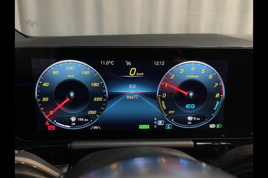 Mercedes-Benz GLA 250 e AMG Line 20"/Panoramadak/Memory stoel l+r/Matrix LED/Keyless/Sfeerverlichting/Stoelverwarming/Camera/