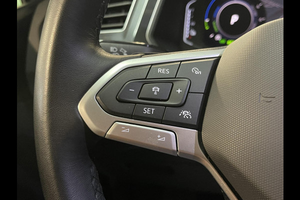 Volkswagen Tiguan 1.4 TSI eHybrid Elegance 19"/Panoramadak/Trekhaak/IQ Lights/Dodehoek/Camera/Adaptieve cruise/Elektrische klep/Stoel + stuurverwarming