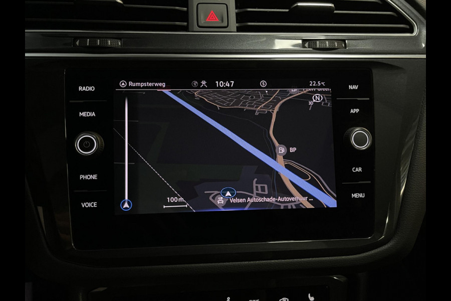 Volkswagen Tiguan 1.4 TSI eHybrid Elegance 19"/Panoramadak/Trekhaak/IQ Lights/Dodehoek/Camera/Adaptieve cruise/Elektrische klep/Stoel + stuurverwarming