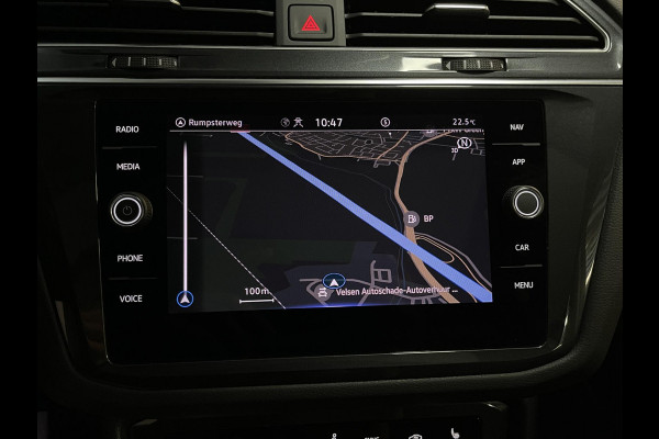 Volkswagen Tiguan 1.4 TSI eHybrid Elegance 19"/Panoramadak/Trekhaak/IQ Lights/Dodehoek/Camera/Adaptieve cruise/Elektrische klep/Stoel + stuurverwarming