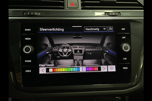 Volkswagen Tiguan 1.4 TSI eHybrid Elegance 19"/Panoramadak/Trekhaak/IQ Lights/Dodehoek/Camera/Adaptieve cruise/Elektrische klep/Stoel + stuurverwarming