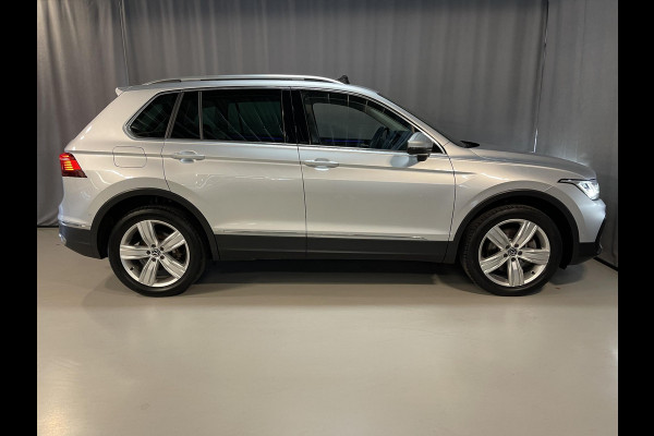 Volkswagen Tiguan 1.4 TSI eHybrid Elegance 19"/Panoramadak/Trekhaak/IQ Lights/Dodehoek/Camera/Adaptieve cruise/Elektrische klep/Stoel + stuurverwarming
