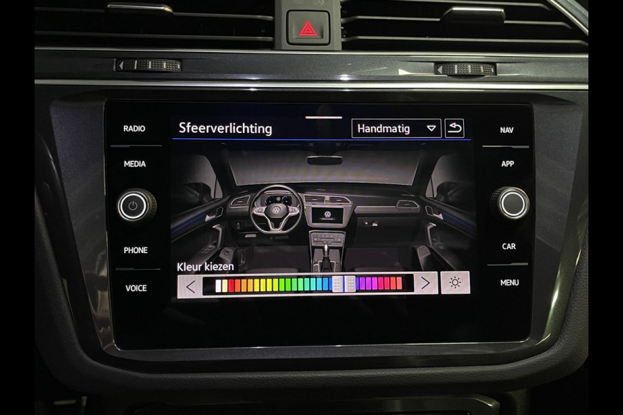 Volkswagen Tiguan 1.4 TSI eHybrid R-Line Business+ FABRIEKSGARANTIE TOT 03-2027 20"/VOL Leder + memory/Panoramadak/360 camera/Elektrische klep/Dodehoek/Stuur + stoelverwarming/IQ Lights/Adaptieve cruise