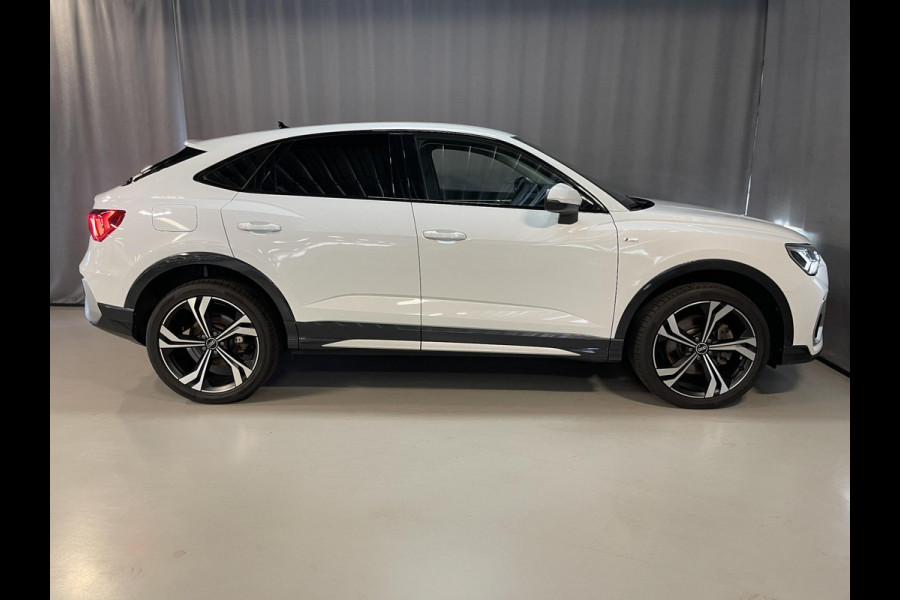 Audi Q3 Sportback 45 TFSI e S Edition 20"/Adaptieve cruise/Dodehoek/LED/Elektrische klep/Keyless/Stoelverwarming/PDC v+a/Apple Carplay & Android Auto