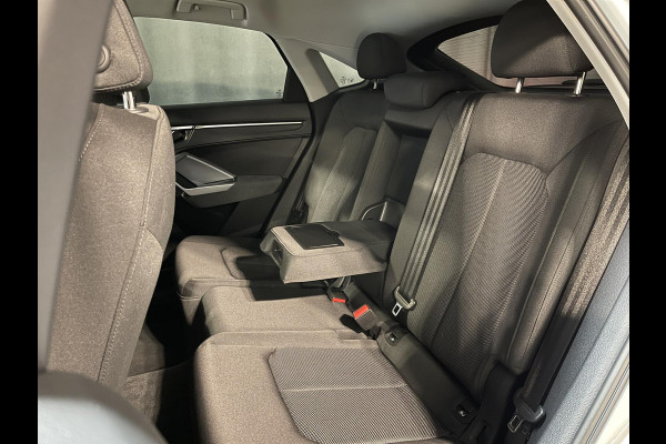 Audi Q3 Sportback 45 TFSI e S Edition 20"/Adaptieve cruise/Dodehoek/LED/Elektrische klep/Keyless/Stoelverwarming/PDC v+a/Apple Carplay & Android Auto