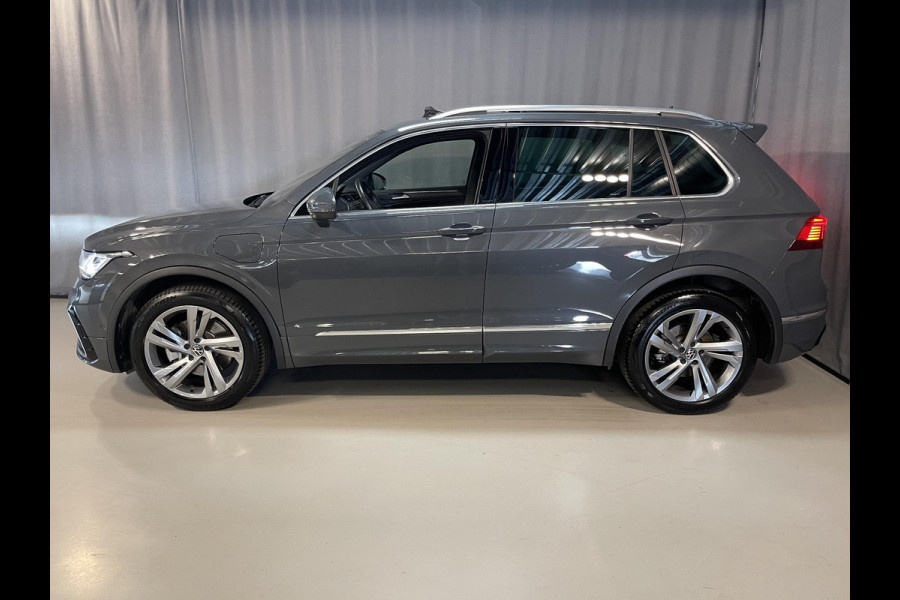 Volkswagen Tiguan 1.4 TSI eHybrid R-Line Business+ 19"/VOL Leder + memory/Panoramadak/360 camera/Elektrische klep/Dodehoek/Stuur + stoelverwarming