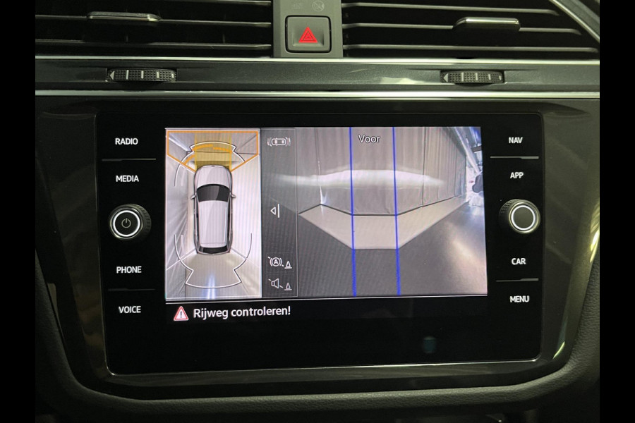 Volkswagen Tiguan 1.4 TSI eHybrid R-Line Business+ 19"/VOL Leder + memory/Panoramadak/360 camera/Elektrische klep/Dodehoek/Stuur + stoelverwarming