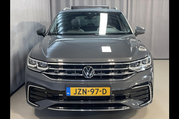 Volkswagen Tiguan 1.4 TSI eHybrid R-Line Business+ 19"/VOL Leder + memory/Panoramadak/360 camera/Elektrische klep/Dodehoek/Stuur + stoelverwarming
