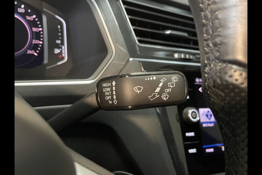 Volkswagen Tiguan 1.4 TSI eHybrid R-Line Business+ 19"/VOL Leder + memory/Panoramadak/360 camera/Elektrische klep/Dodehoek/Stuur + stoelverwarming